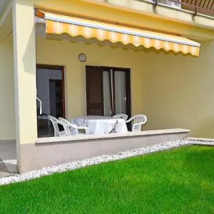 apartments-jasmina-porec.in-istria.net/
