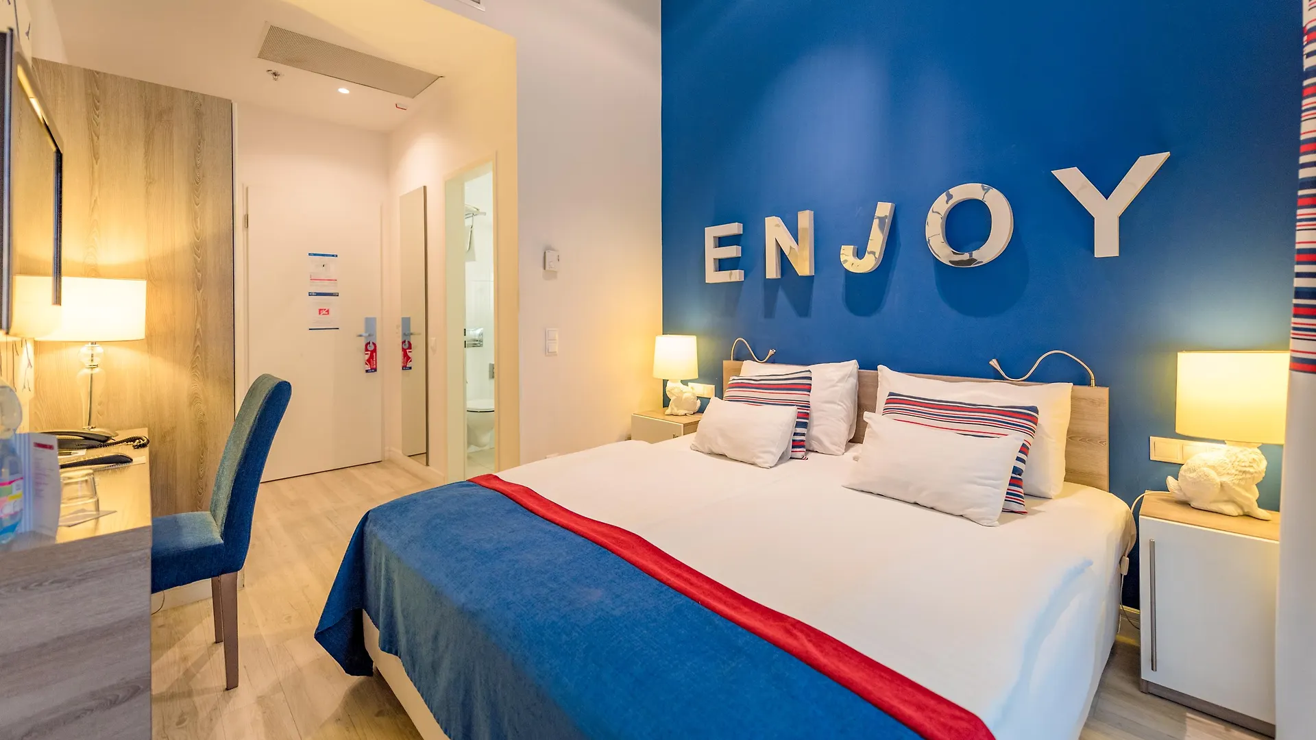 ****  Estilo Fashion Hotel Budapeşte Macaristan