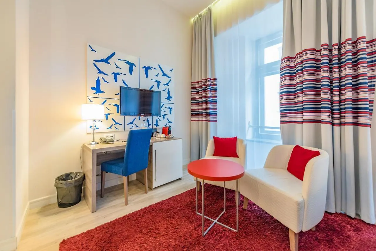 Estilo Fashion Hotel Budapeşte 4*,